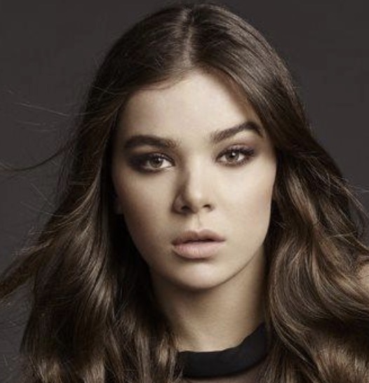 Hailee Steinfeld